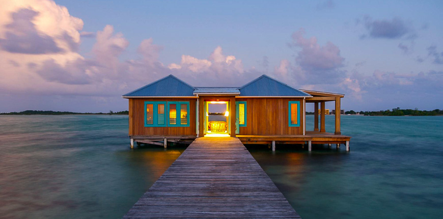 overwater bungalow cayo espanto