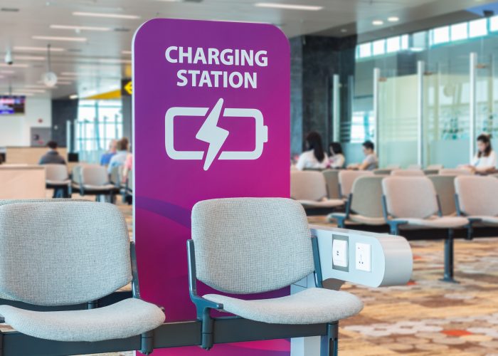 This Scary Travel Scam Hacks Directly into Your Phone