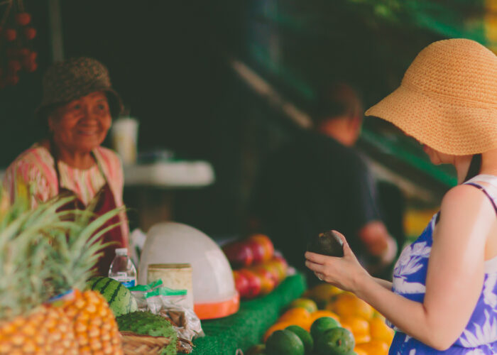 shopper at farmers market.