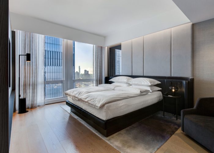 Equinox Hotel New York King Room